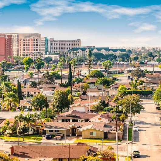 Mejores agencias para alquilar autos en Anaheim.