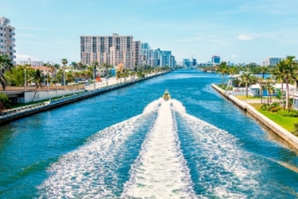 Alquiler de autos en el centro de Fort Lauderdale