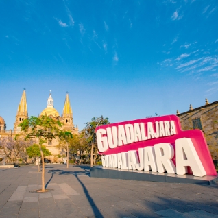 Trabalhamos de perto com as melhores locadoras de veículos econômicos no México