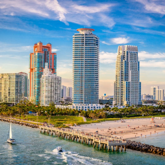 Somos socios preferenciales de las mejores compañias de renta en Miami