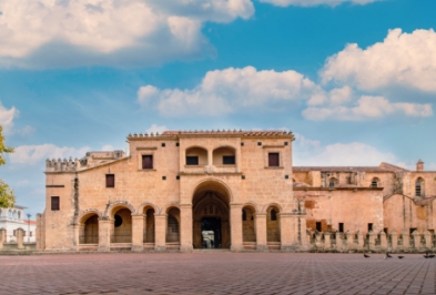 Aluguel de carros baratos em República Dominicana