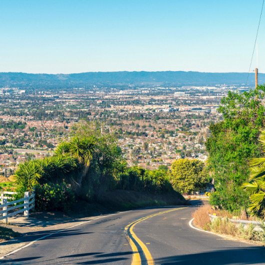 Somos aliados preferenciales de las agencias de alquiler de autos más prestigiosas de Santa Clara.